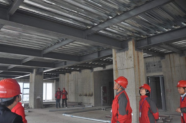 鋼結(jié)構(gòu)和混凝土建筑，對比一下就知道哪個適合建廠房